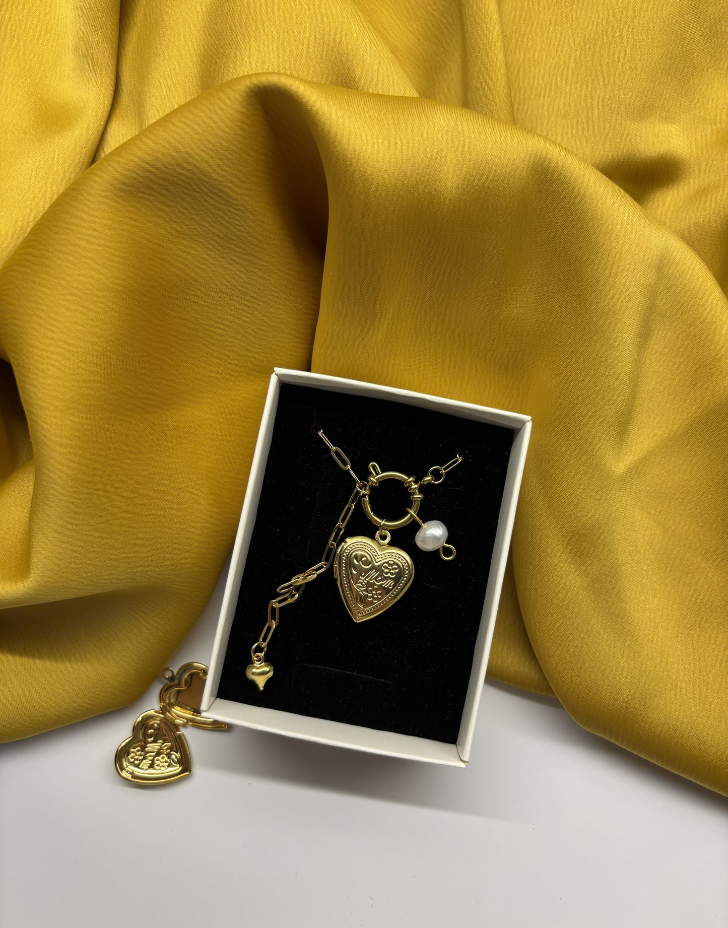 Hazır Charm Kolye