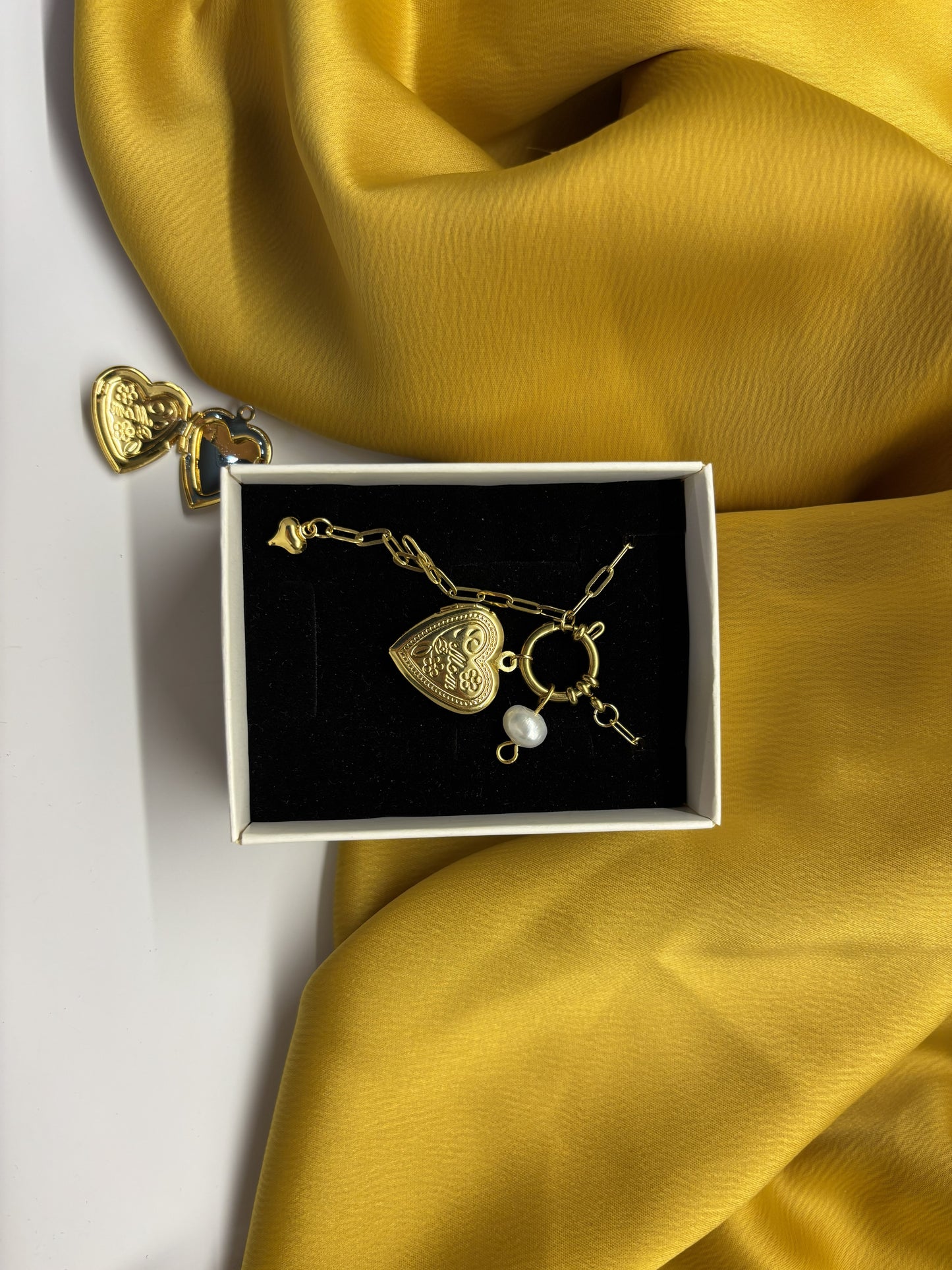 Hazır Charm Kolye