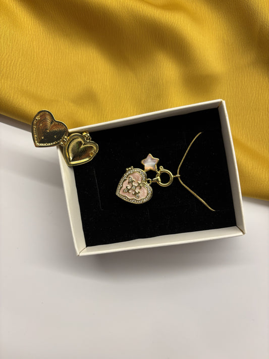Desenli Pembe Kalp Madalyon